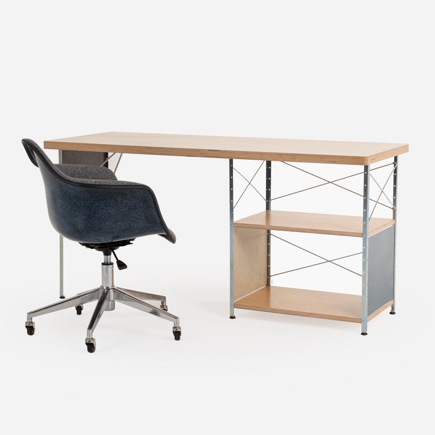 Case Study® Furniture Desk with Fiberglass Panels