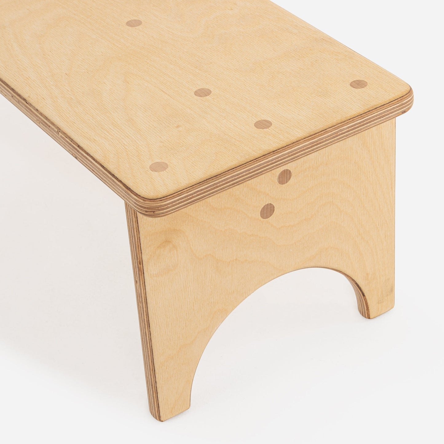 Case Study® Furniture the Edgar
